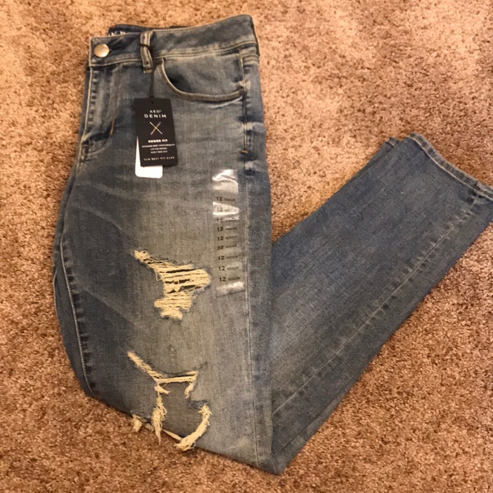American Eagle “hard at work” skinny jeans